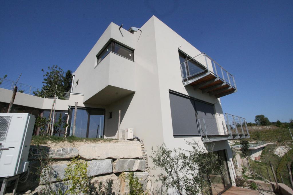 Qb Apartments Montelupo Albese Buitenkant foto