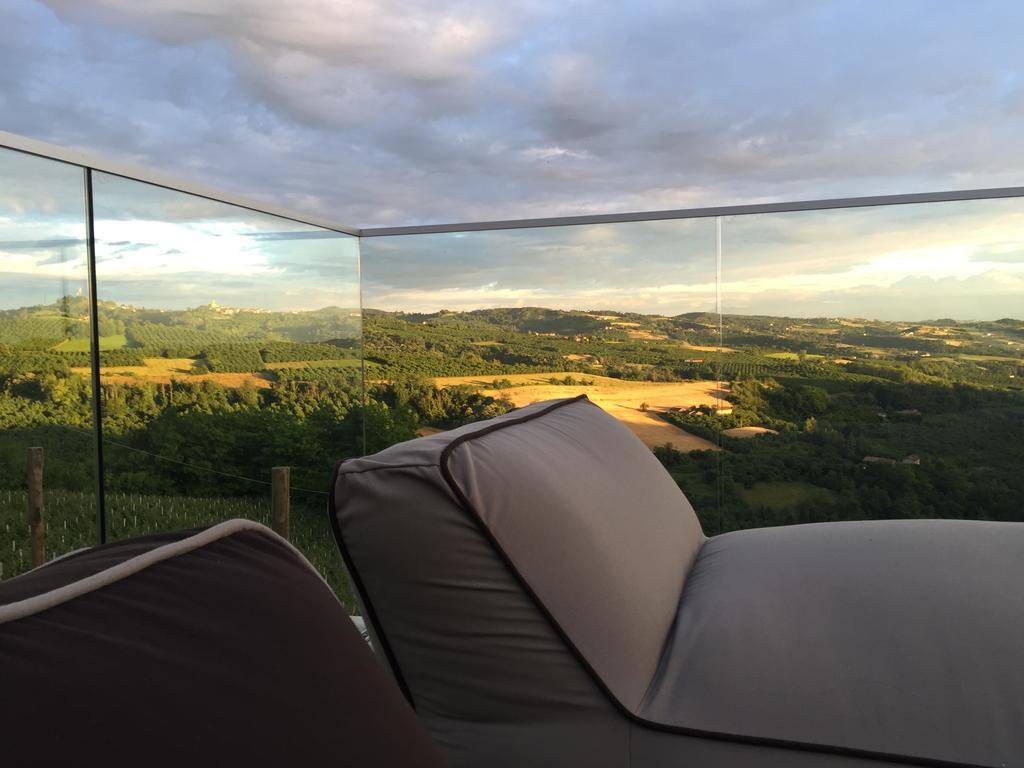 Qb Apartments Montelupo Albese Buitenkant foto